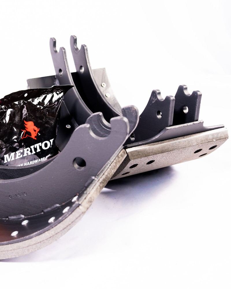 Meritor Brake Shoes & Hardware